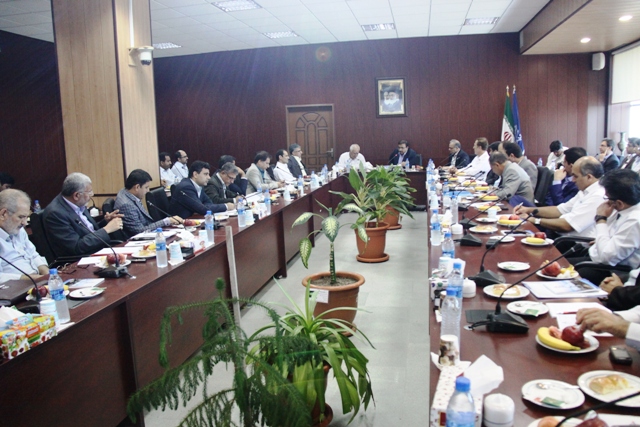نشست مشترک مدیر عامل سازمان مطنقه ویژه پارس با مدیران نفت و گاز پارس 23