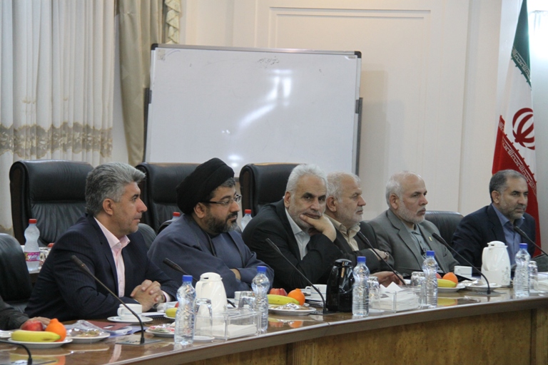 جلسه مشترک کمیسیون انرژی مجلس شورای اسلامی و وزارت نفت 3