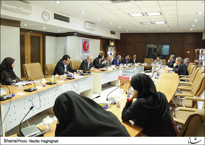 جلسه بررسی سند راهبردی توسعه  منطقه ویژه پارس 5