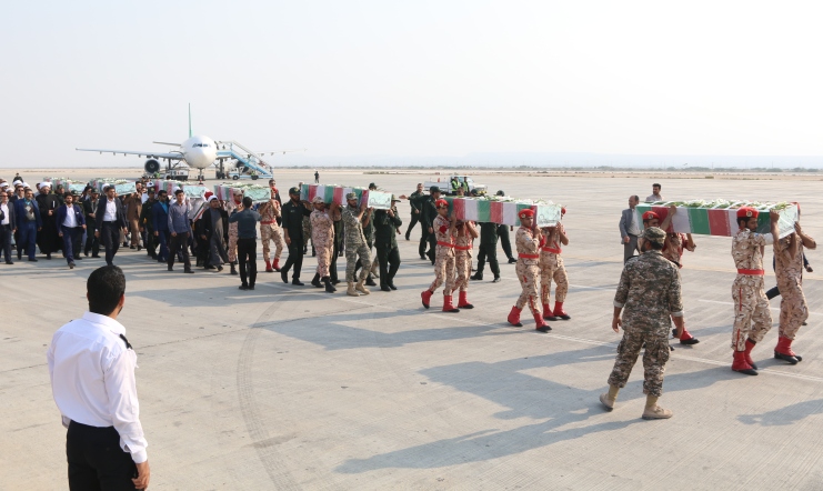 ورود پیکرپاک 7 شهید گمنام به فرودگاه بین المللی خلیج فارس 1