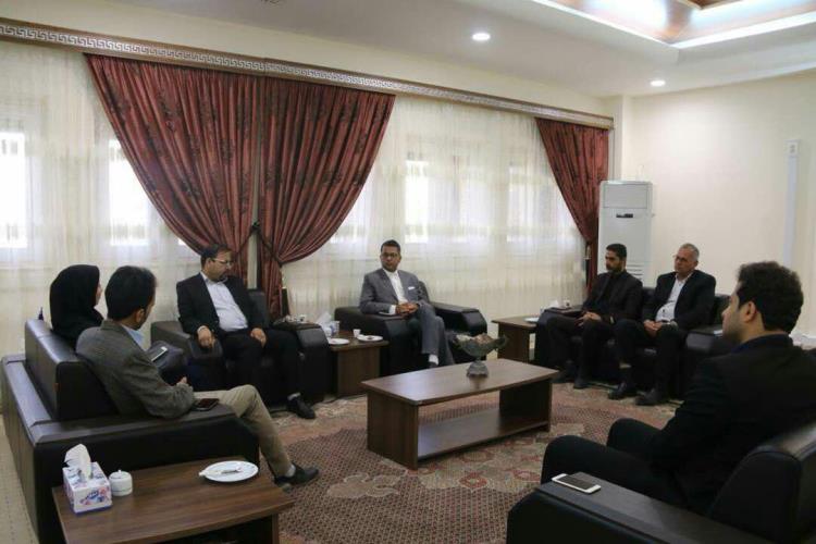 دیدار شهردار و اعضای شورای شهر دیر با مدیر عامل سازمان منطقه ویژه پارس 2