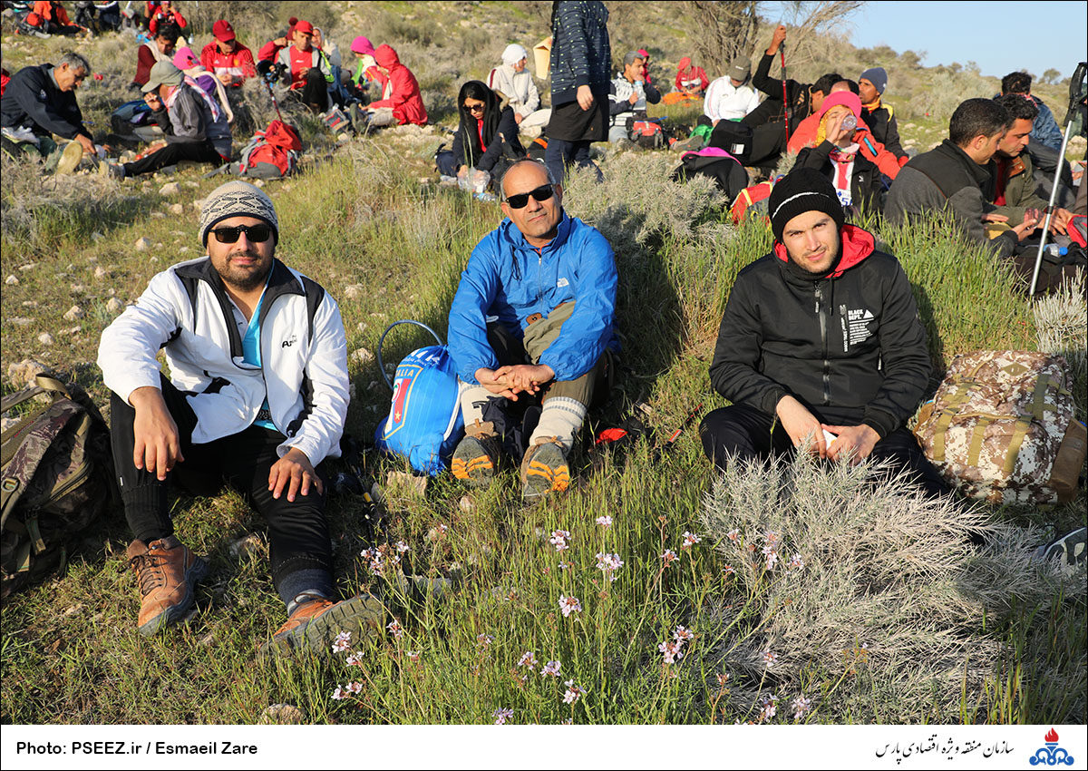 صعود کوهنوردان سازمان به قله بیرمی استان بوشهر 19