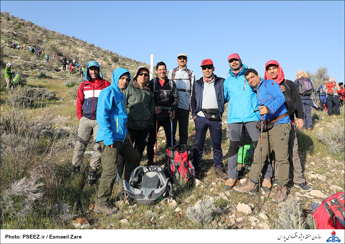 صعود کوهنوردان سازمان به قله بیرمی استان بوشهر 20
