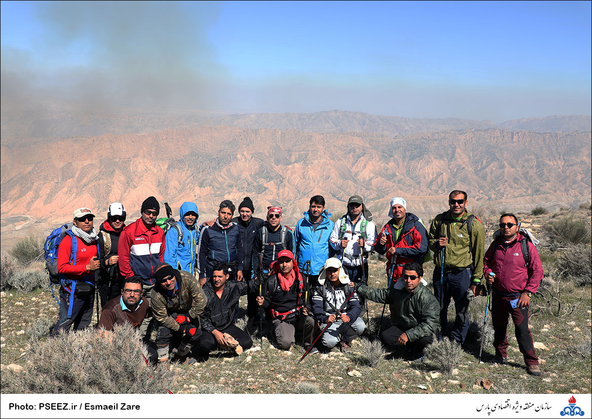 صعود کوهنوردان سازمان به قله بیرمی استان بوشهر 31