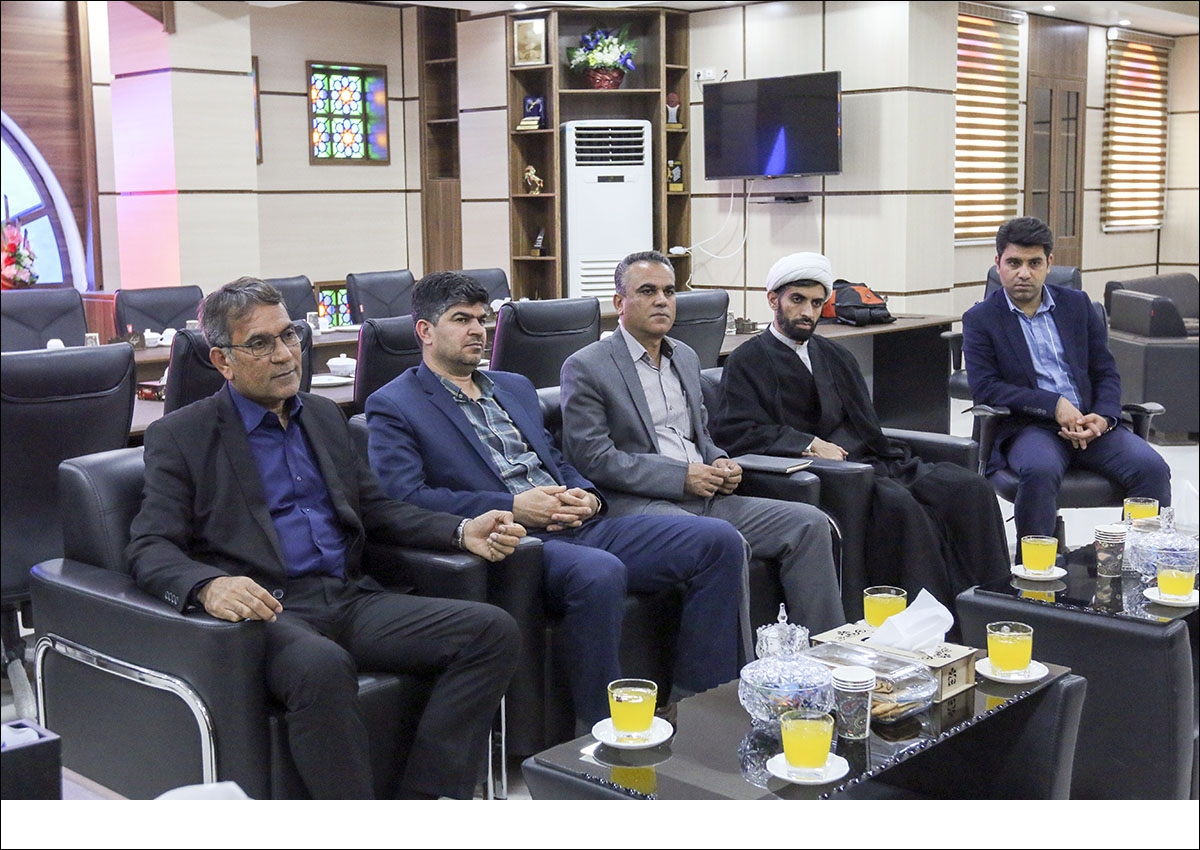 فرماندار کنگان 8
