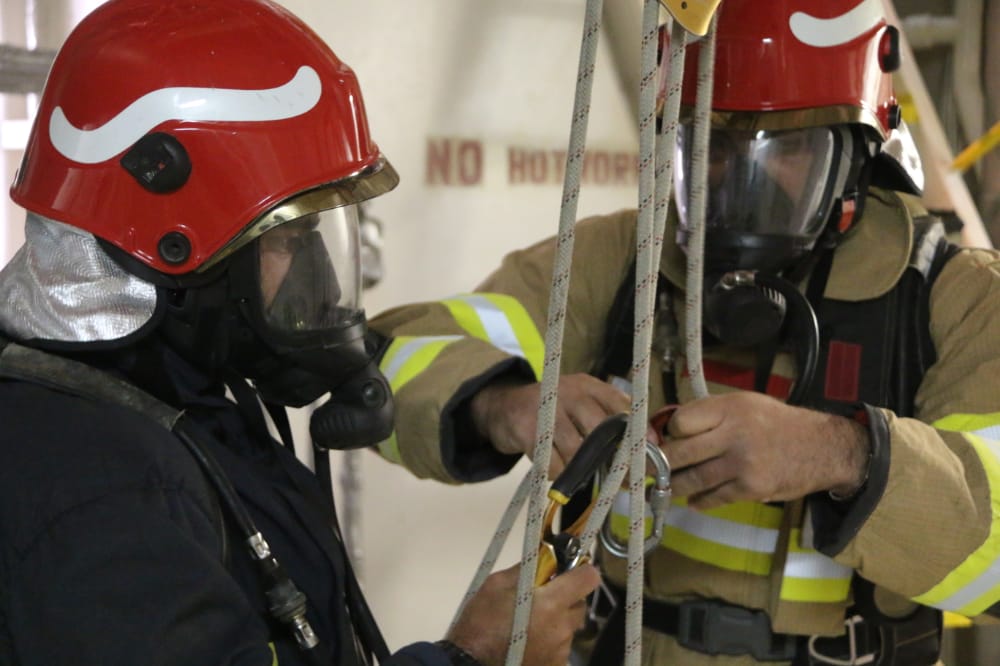 مانور نجات مصدوم بندر خدماتی 4