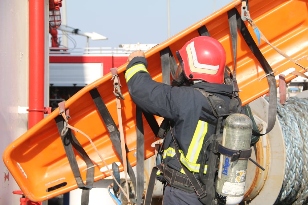 مانور نجات مصدوم بندر خدماتی 5