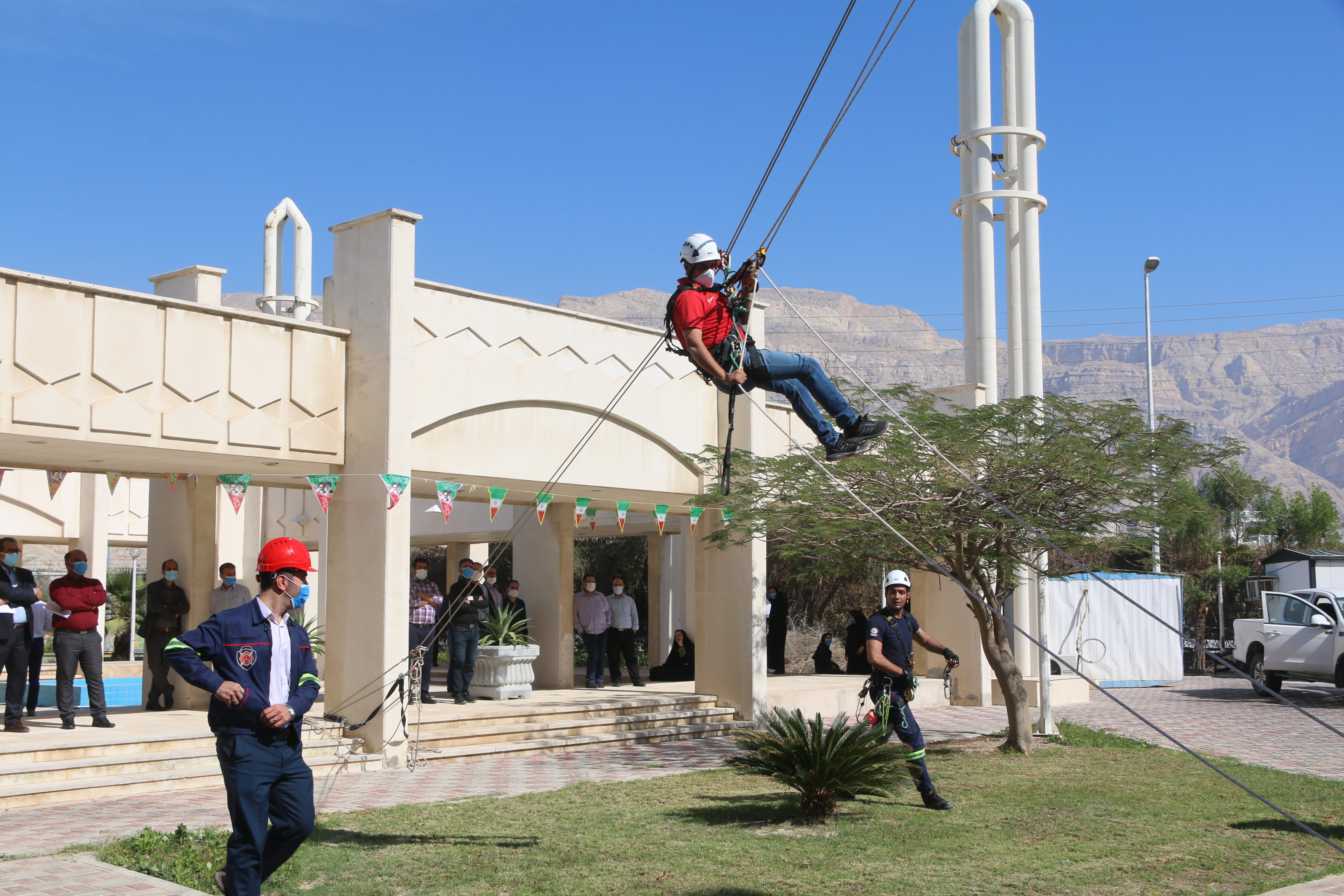 مانور امداد و نجات 11