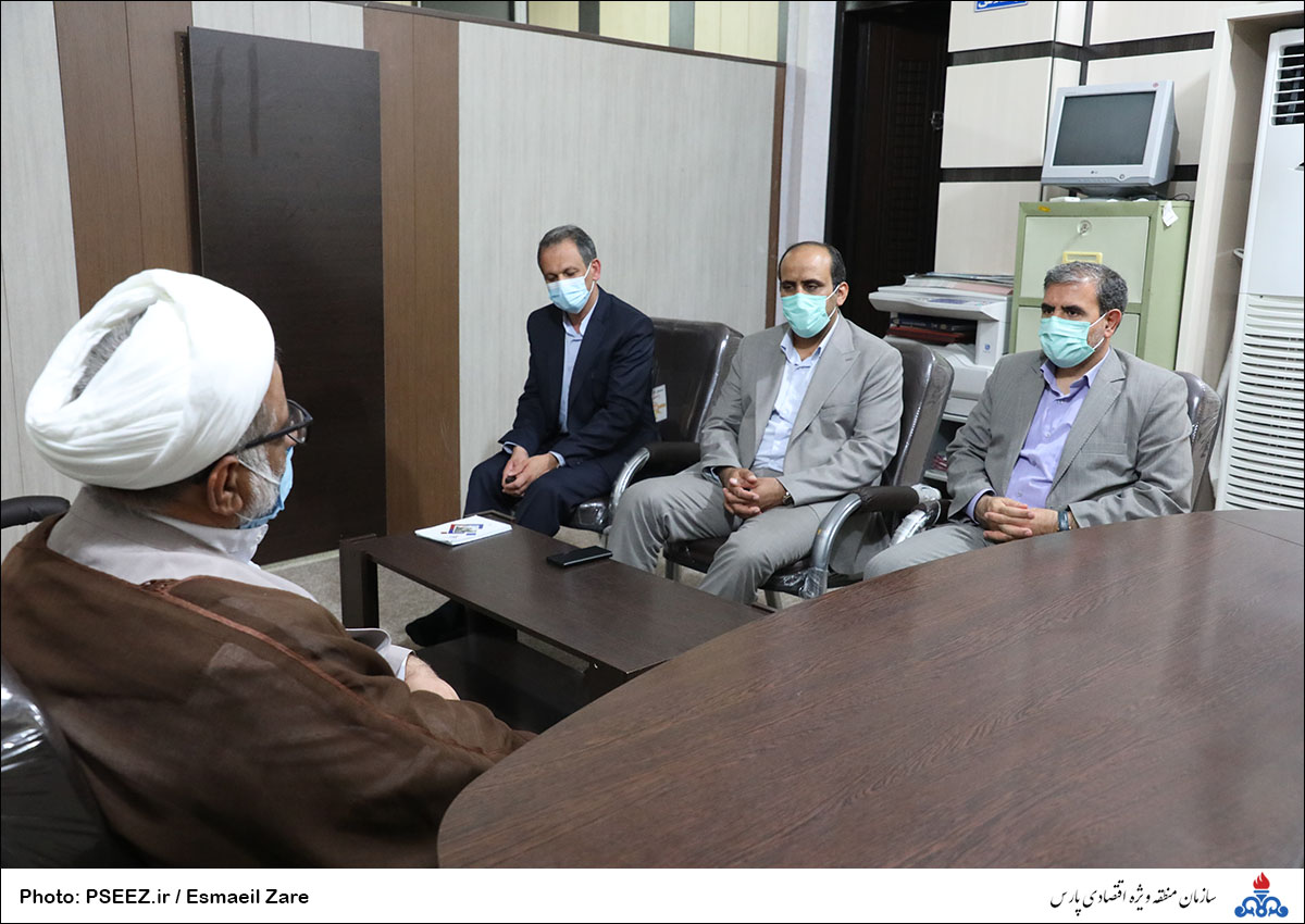 دیدار مدیرعامل با امام جمعه کنگان 3