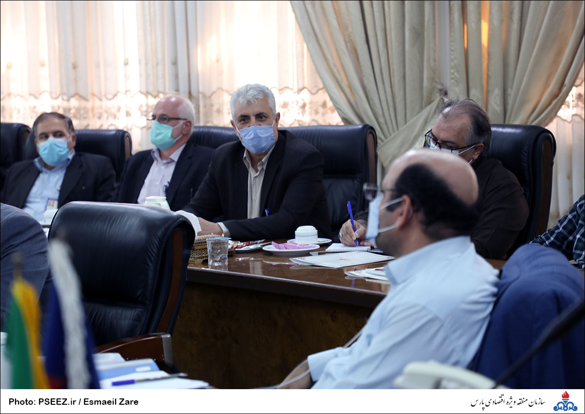 نشست مدیران ارشد منابع انسانی نفت با کارمندان 1