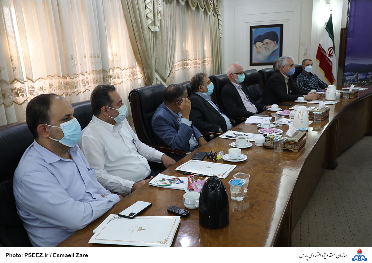 نشست مدیران ارشد منابع انسانی نفت با کارمندان 8