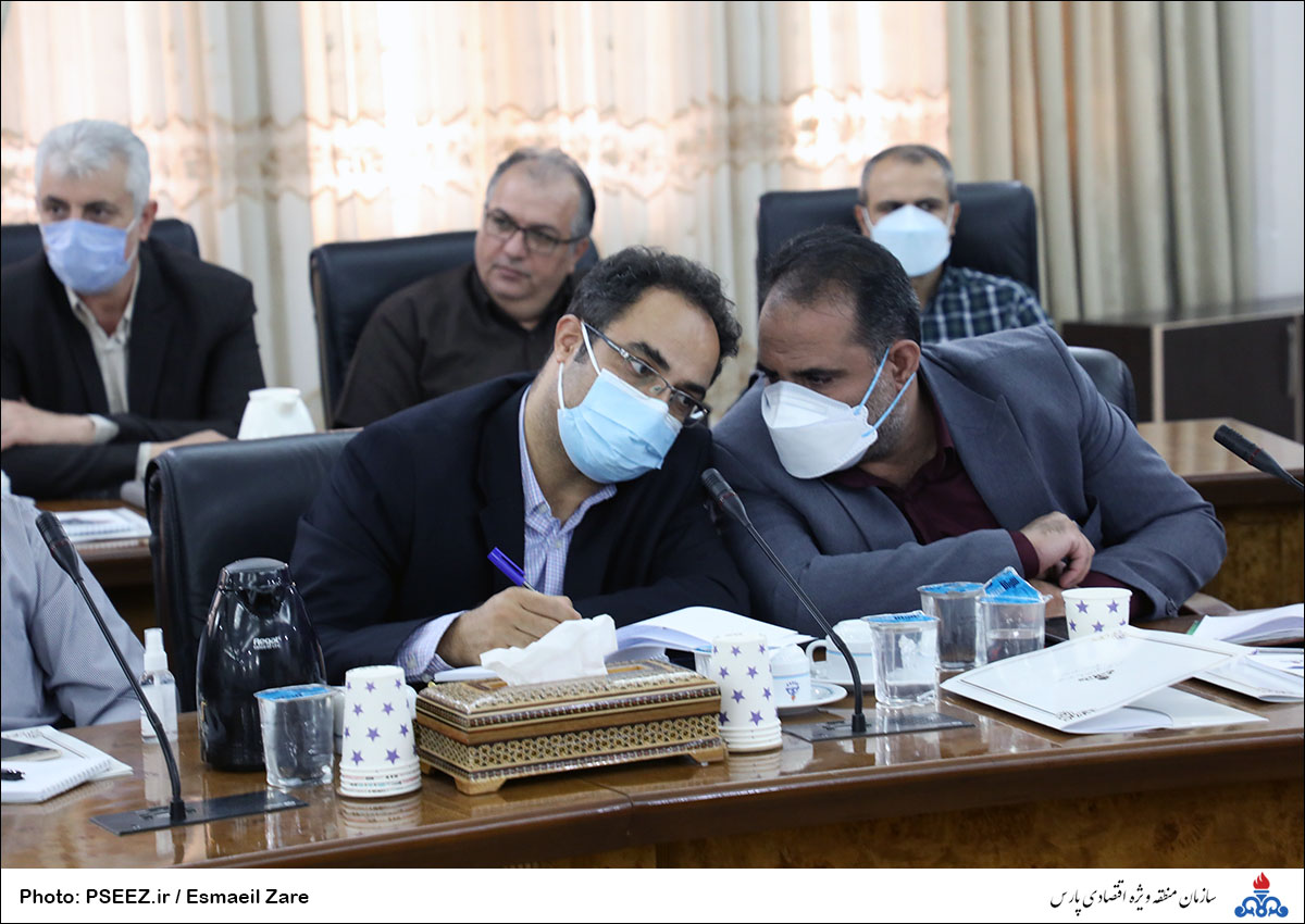 نشست مدیران ارشد منابع انسانی نفت با کارمندان 42