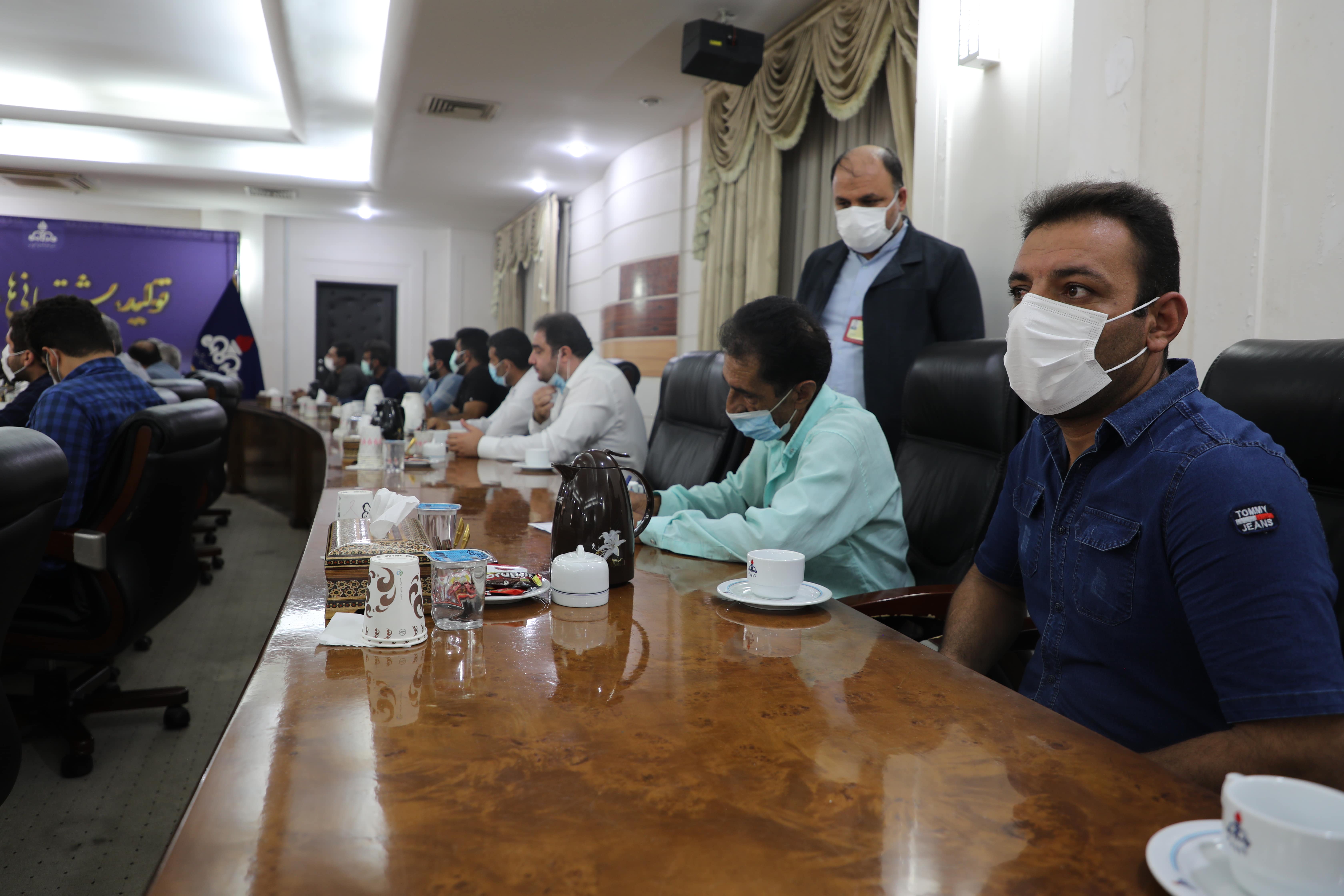 بررسی مشکلات رانندگان 7