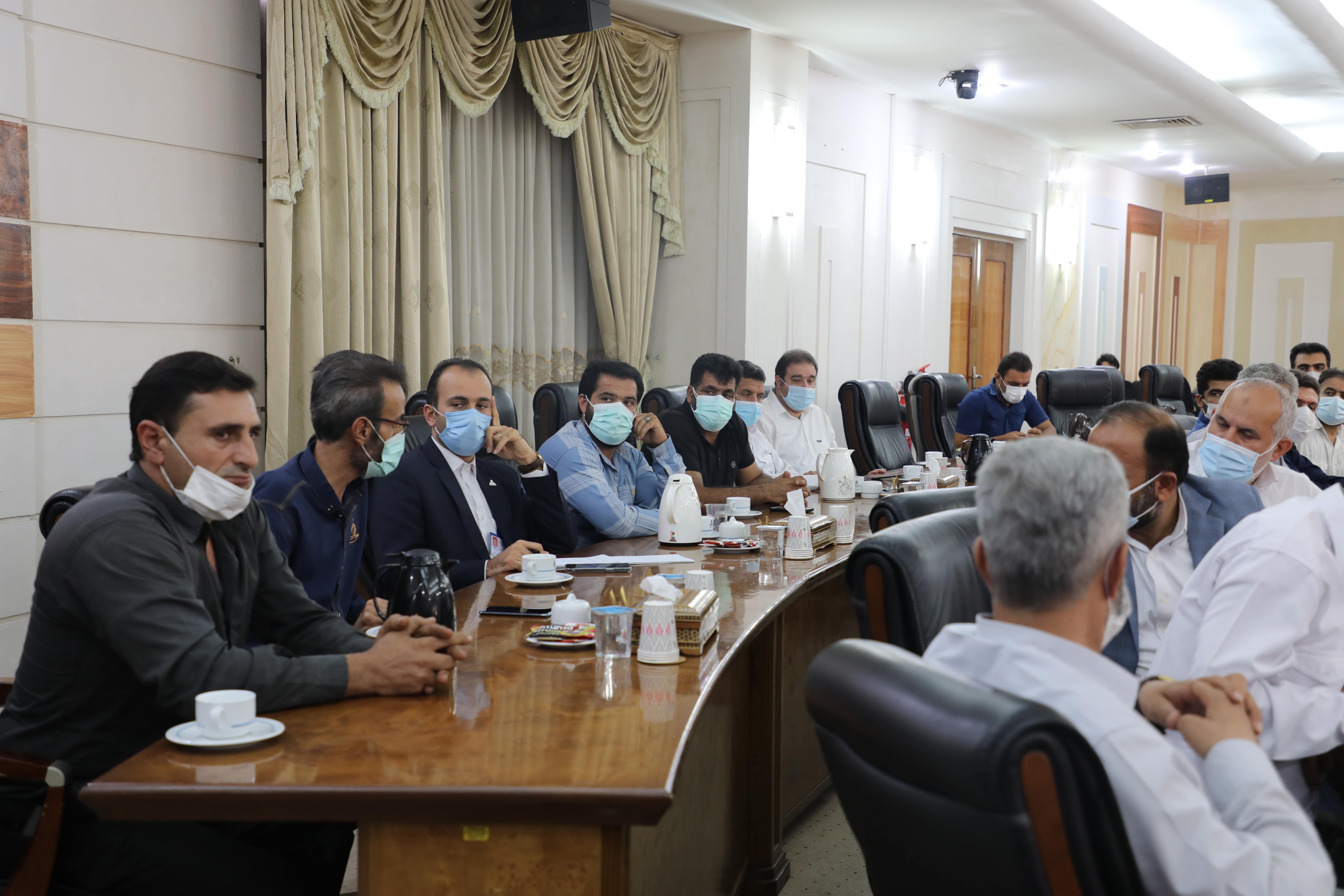 بررسی مشکلات رانندگان 13