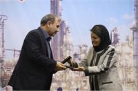 تقدیر مدیر عامل سازمان منطقه ویژه پارس از نخستین بانوی فاتح قلل ۸ هزار متر