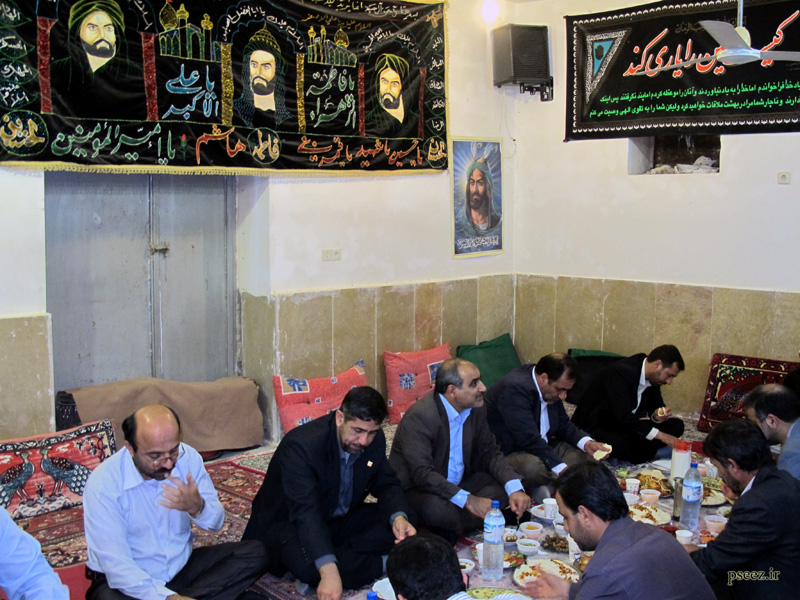مراسم ضیافت افطاری کوچکترین مدرسه دنیا