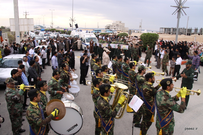 تشییع دو شهید گمنام