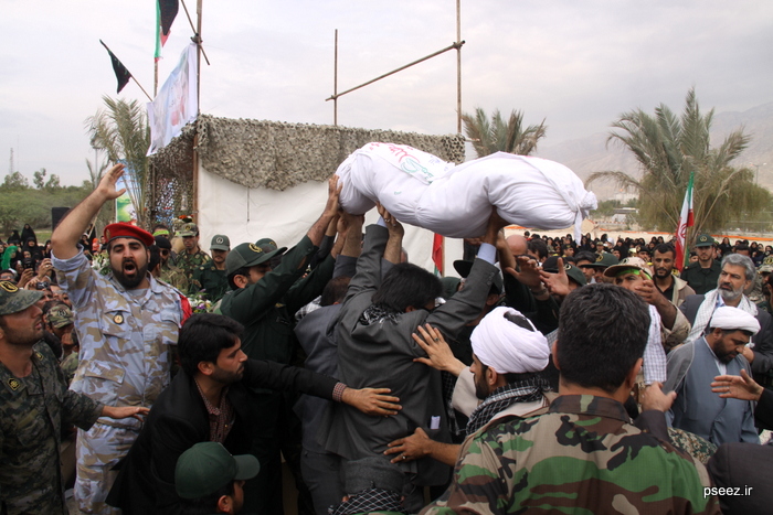 تشییع دو شهید گمنام