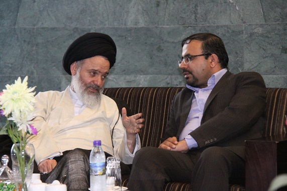 دیدار  <strong class='sis-keyword'>آیت الله حسینی بوشهری</strong> مدیر حوزه های علمیه کشور و نماینده استان بوشهر در مجلس خبرگان رهبری با مسئولین ارشد سازمان منطقه ویژه پارس  19