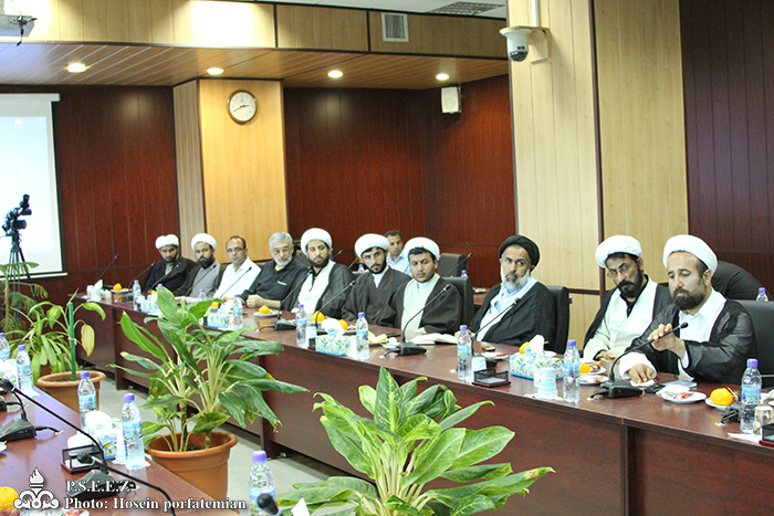 حجت اللسلام مجیدی 4