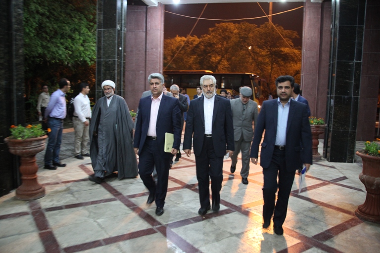 جلسه مشترک  <strong class='sis-keyword'>کمیسیون انرژی</strong> مجلس شورای اسلامی و وزارت نفت 1