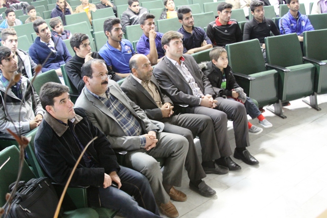 رونمایی از لباس 1