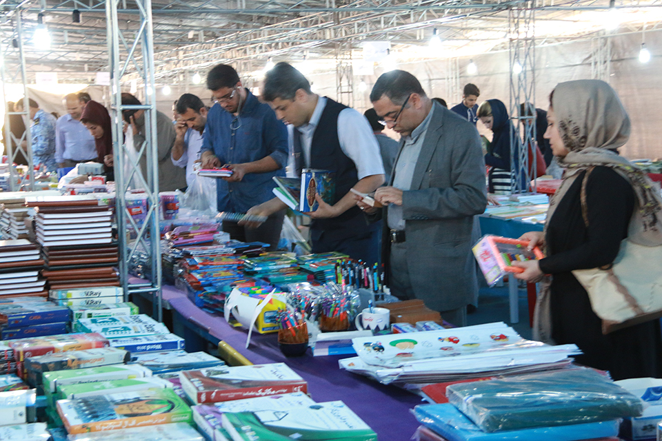 نمایشگاه کتاب 4