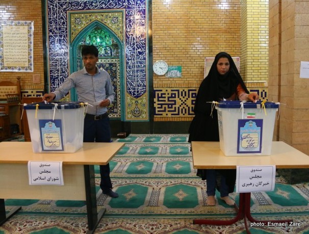 انتخابات مجلس و خبرگان در منطقه ویژه پارس 15
