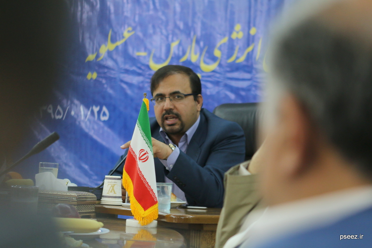 دیدار جمعی از اساتید  <strong class='sis-keyword'>دانشگاه</strong> های تهران با  <strong class='sis-keyword'>مدیر عامل</strong> سازمان منطقه ویژه اقتصادی انرژی پارس 12