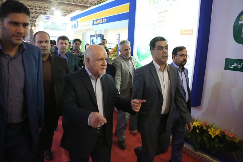 بازدید دکتر جهانگیری معاون اول رییس جمهور از بیست و یکمین نمایشگاه بین المللی نفت،گاز ، پالایش و پتروشیمی 2