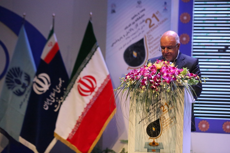 سخنرانی معاون رییس جمهور در بیست و یکمین نمایشگاه بین المللی نفت، گاز، پالایش و پتروشیمی 12
