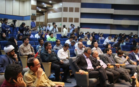نشست  <strong class='sis-keyword'>خبری</strong> 9
