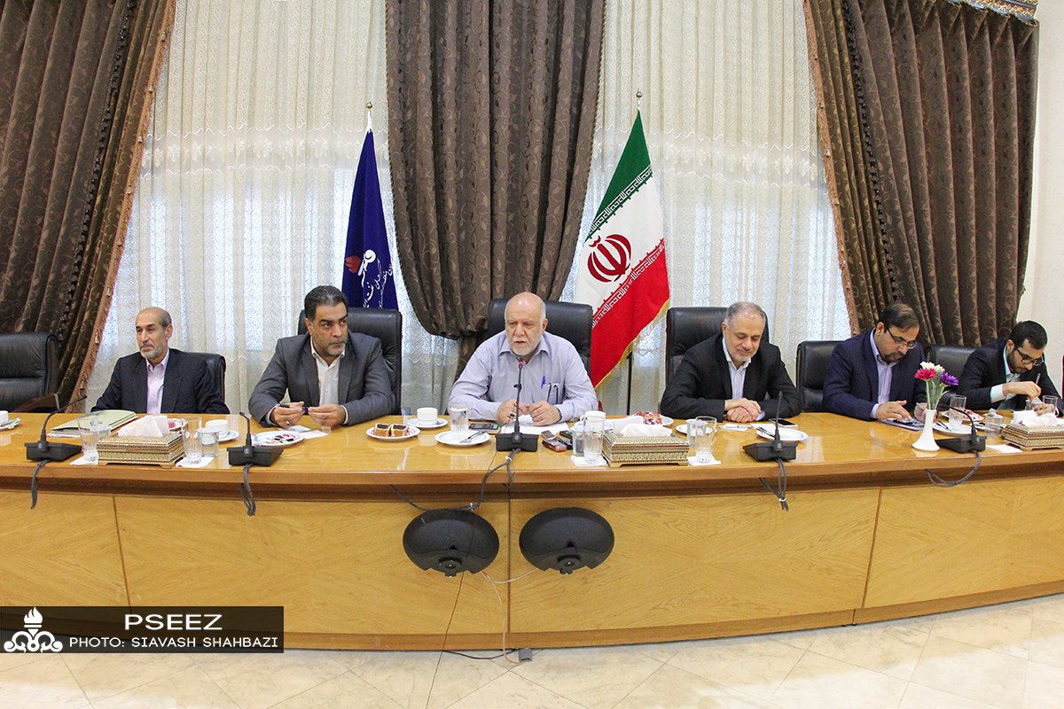 نشست خبری وزیر نفت در عسلویه 3