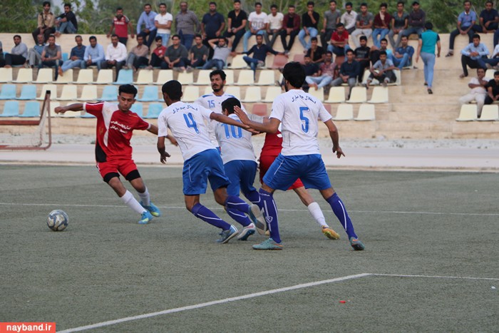 بازی تیم های استقلال و پرسپولیس نایبند 18