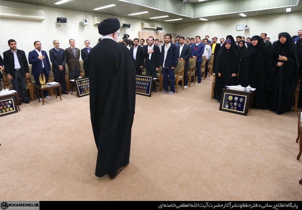 دیدار نخبگان و دانشجویان بسیجی مدال‌آور دانشگاه شریف 19