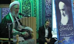امام خمینی با تاسیس ولایت فقیه در کشور انقلاب را بیمه کرد