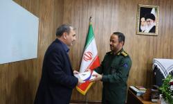 تجلیل از فرمانده سپاه شهرستان عسلویه توسط مدیرعامل سازمان منطقه ویژه پارس