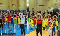 ورزش همگانی کارکنان و خانواده های منطقه ویژه پارس