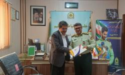 تقدیر از فرمانده انتظامی شهرستان عسلویه به مناسبت هفته نیروی انتظامی