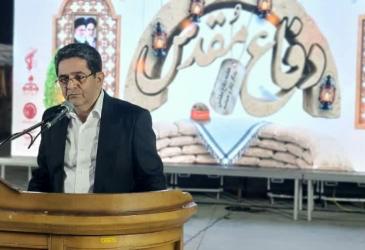 صنعت در خط مقدم ایستادگی است