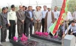 گزارش تصویری/  مراسم غبار روبی مزار شهدای گمنام سازمان منطقه ویژه پارس برگزار شد