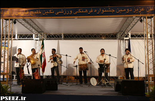 گزارش تصویری/اجرای برنامه موسیقی در سومین شب جشنواره فرهنگی ورزشی نگین خلیج فارس
