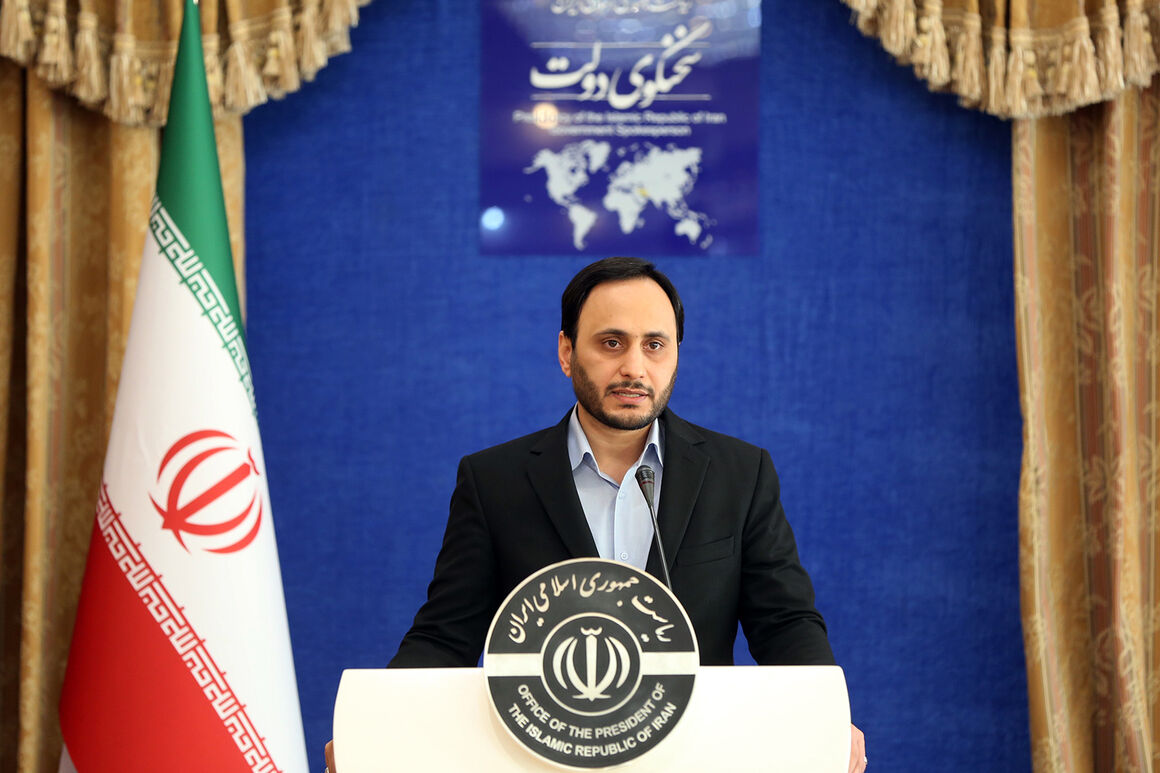 ایرانی&zwnj;ترین فاز پارس جنوبی در سفر رئیس&zwnj;جمهوری به بوشهر افتتاح می&zwnj;شود/ دولت برنامه&zwnj;ای برای افزایش قیمت بنزین ندارد