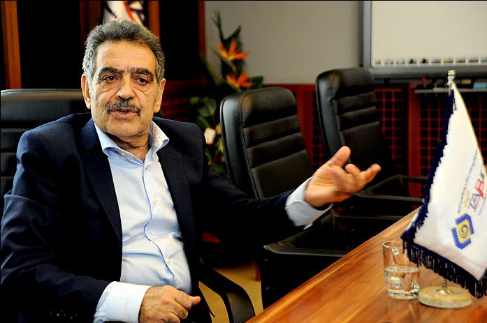 مجتمع بزرگ پترو الفین ساخته می شود