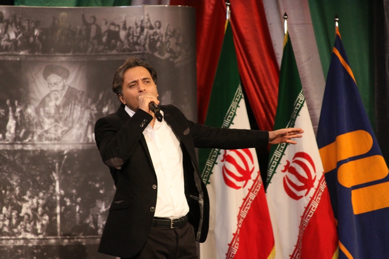 جشن  من انقلابی ام در شهرک توحید جم برگزار شد
