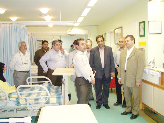 بازدید معاون وزیرنفت و رییس دانشگاه علوم پزشکی تهران از بیمارستان توحید