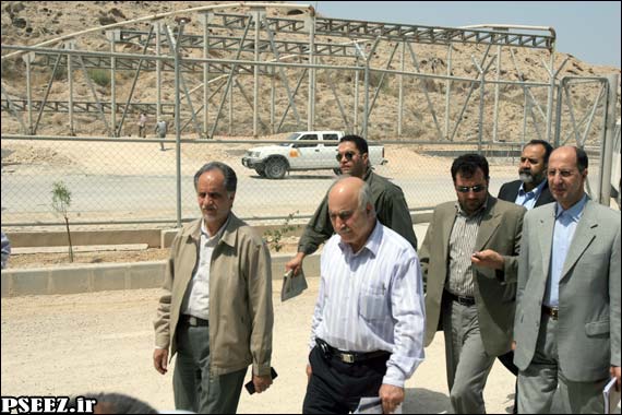 وزیر نفت خبر داد:
هدف&zwnj;گذاری فاز اول؛ تولید 35 هزار بشکه نفت