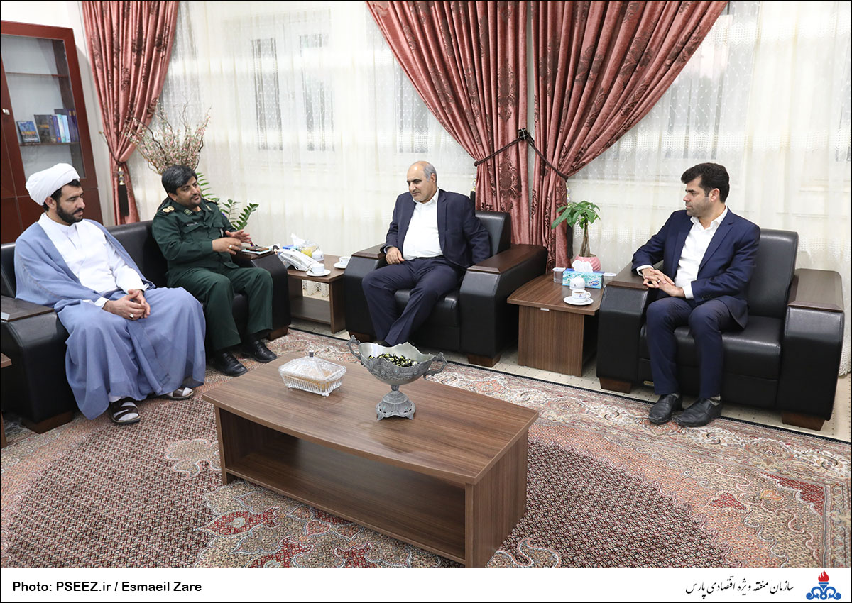 دیدار فرماندهی سپاه پاسداران شهرستان عسلویه با مدیر عامل سازمان منطقه ویژه پارس