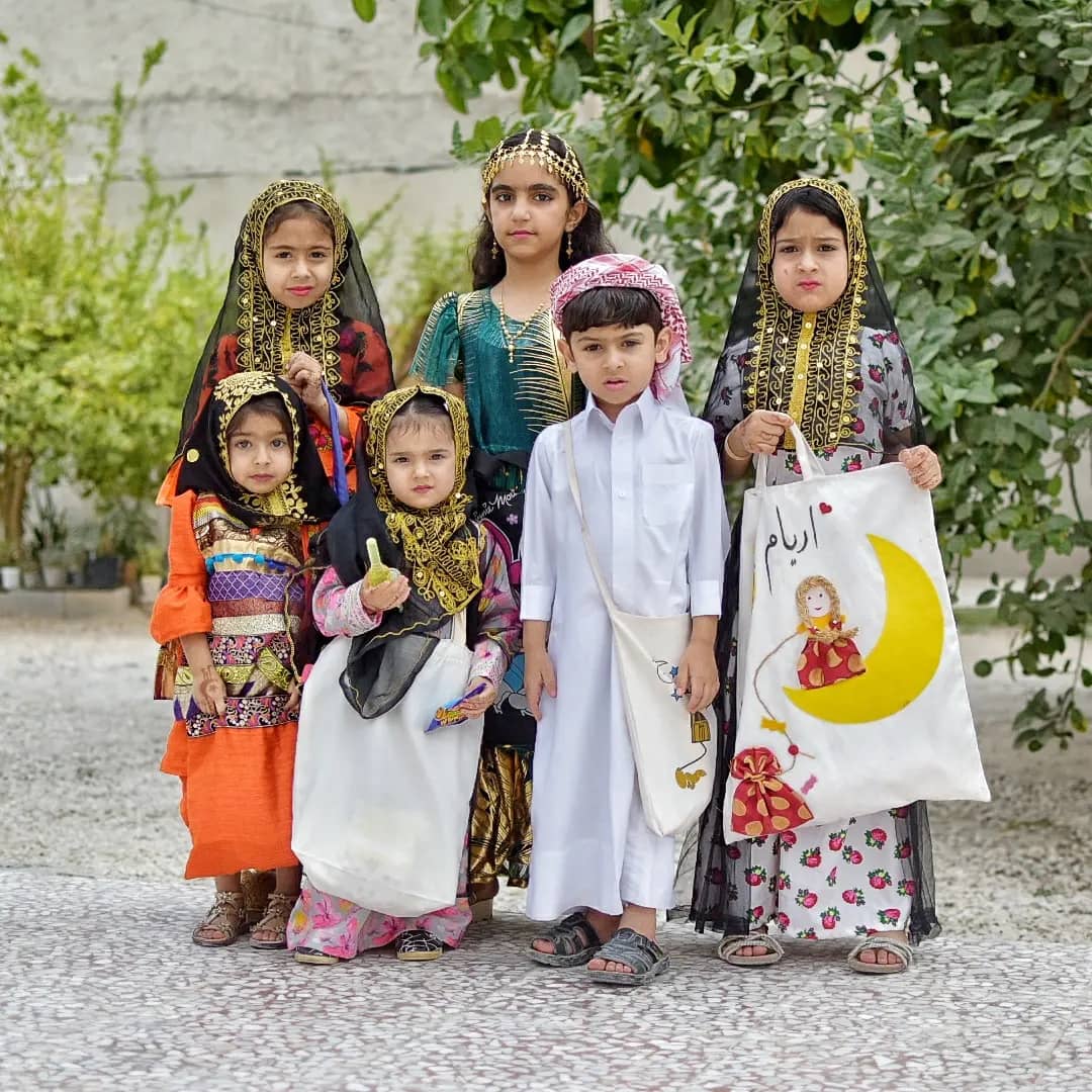 کودکان عسلویه در مراسم شب گرنگعوه