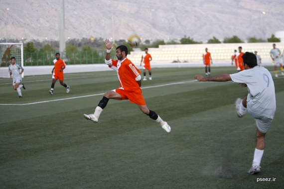 منتخب جنوب قهرمان رقابتهای فوتبال چهارجانبه جشنواره نگین خلیج فارس شد